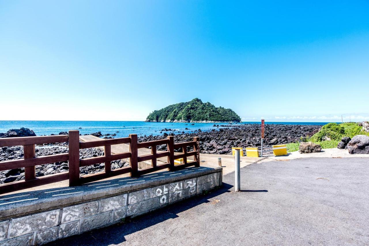 Jeju Aurum Σεογκουίπο Εξωτερικό φωτογραφία